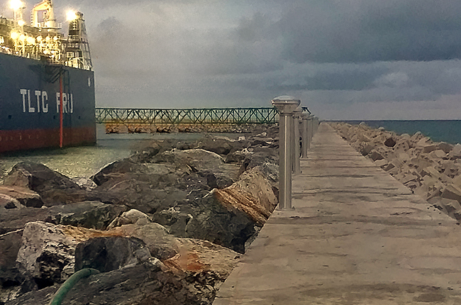 Solar Breakwater Lighting